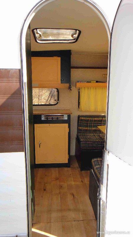 Karavan vlastní výroby (pův. De Roeck) - foto 5