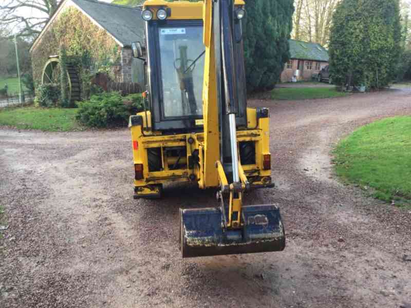 Top stav rýpadlo -nakladač Lewis Badger JCB 4 4x4 - foto 4