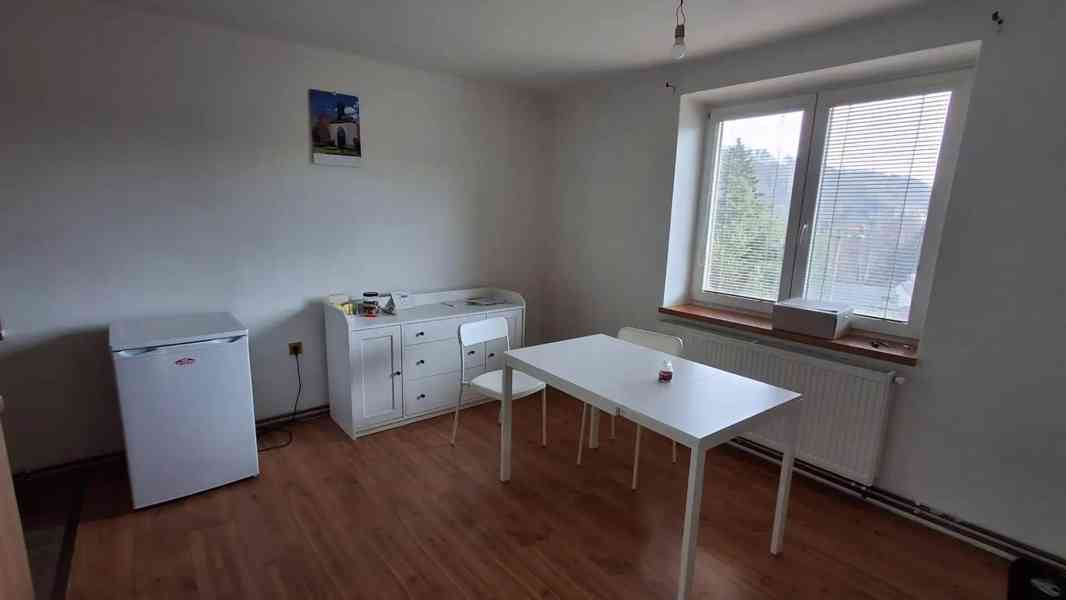 Pronájem bytu 3+kk 63 m² - foto 5