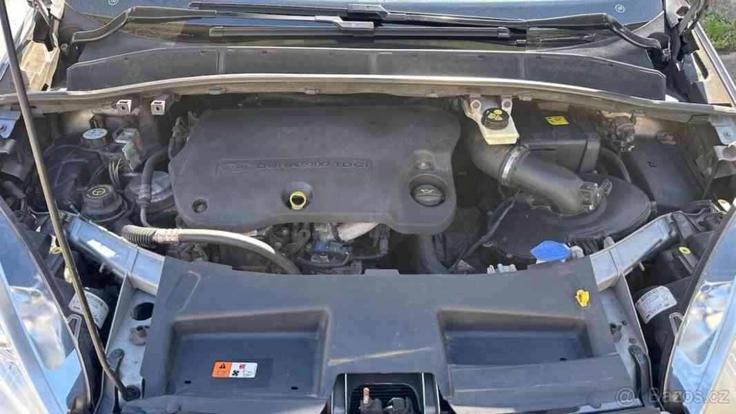 Ford S-MAX 2,2   TDCi 147kw, Automat r.v.2012 - foto 12