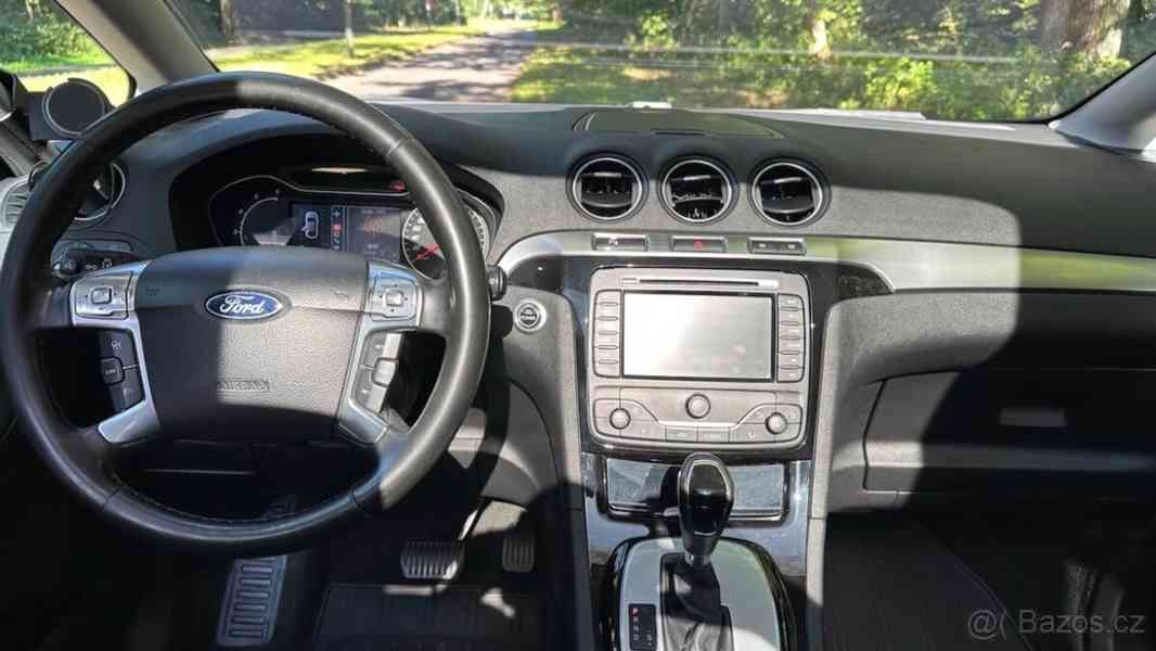 Ford S-MAX 2,2   TDCi 147kw, Automat r.v.2012 - foto 9