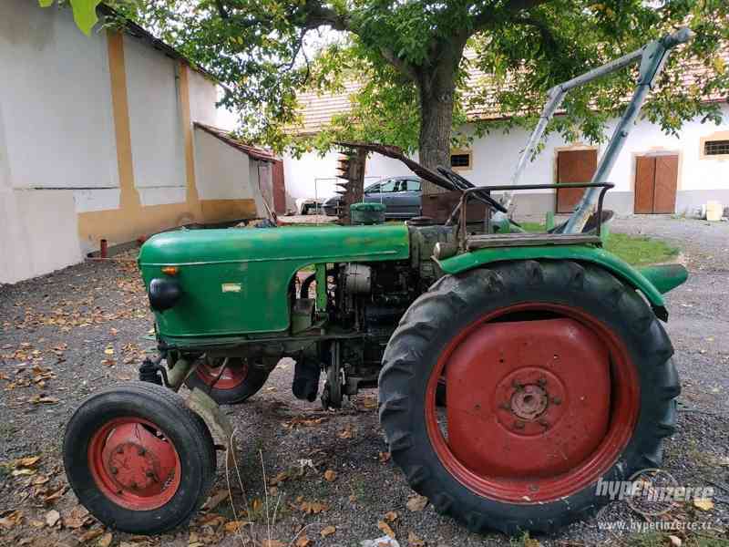Historický traktor Fend - foto 2