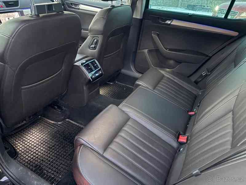 Škoda Superb 2,0 - foto 14
