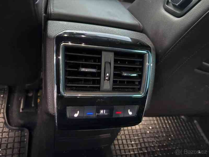 Škoda Superb 2,0 - foto 12