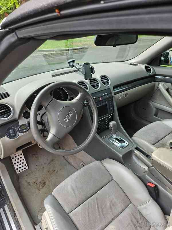 Audi A4 2,5 - foto 1