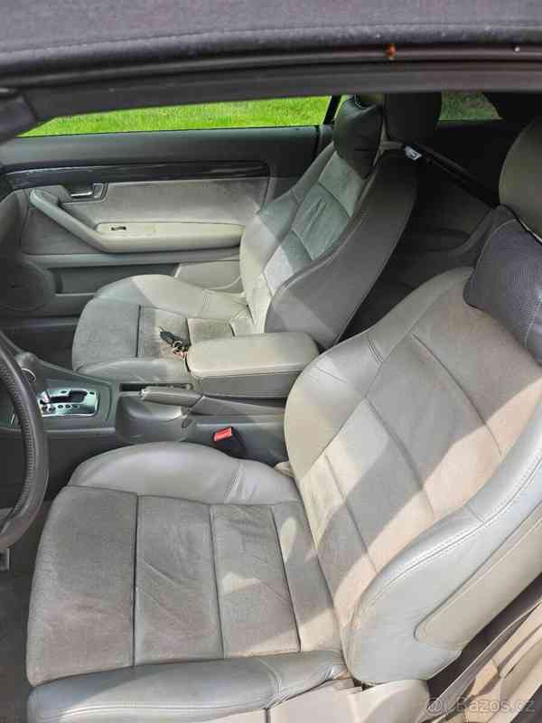 Audi A4 2,5 - foto 2