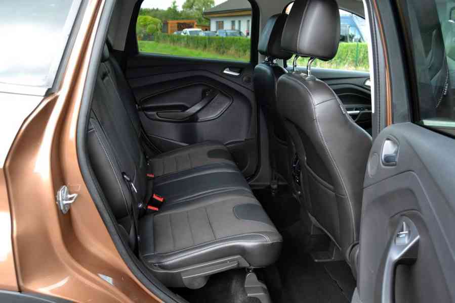 Ford Kuga 2.0 TDCI 120kW Titanium 4x4 - foto 13
