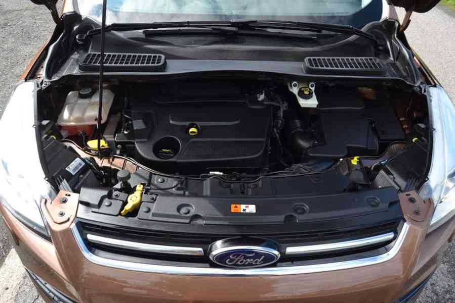 Ford Kuga 2.0 TDCI 120kW Titanium 4x4 - foto 17