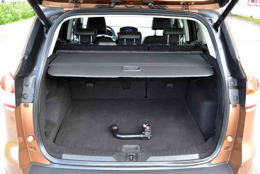 Ford Kuga 2.0 TDCI 120kW Titanium 4x4 - foto 11