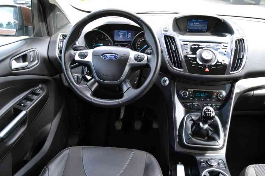 Ford Kuga 2.0 TDCI 120kW Titanium 4x4 - foto 6