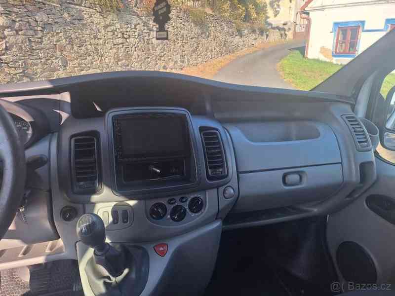 Opel Vivaro 2,0   CDTI 66 kW - 9 míst, 2013 - foto 10