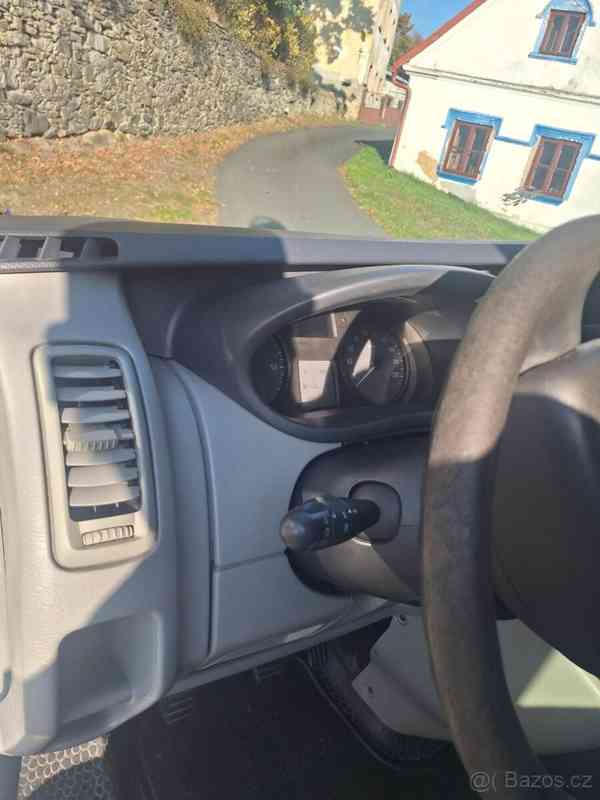 Opel Vivaro 2,0   CDTI 66 kW - 9 míst, 2013 - foto 3