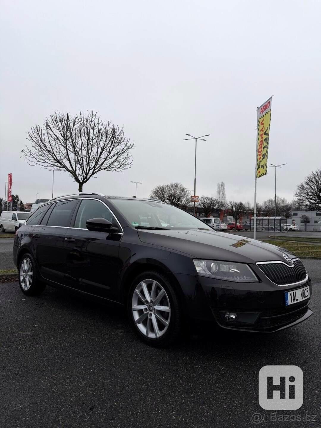 Škoda Octavia 2,0   A3 DSG - foto 1