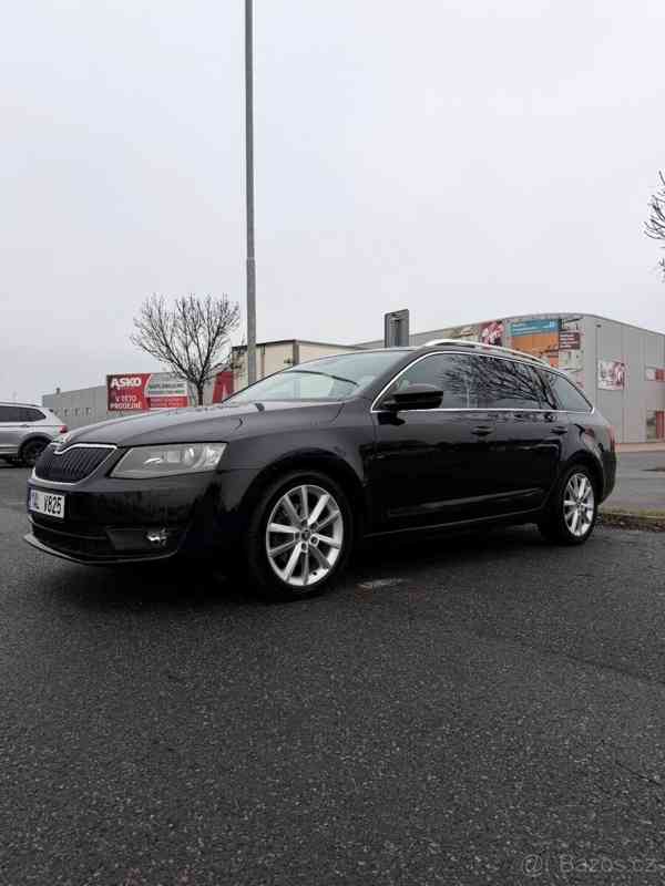 Škoda Octavia 2,0   A3 DSG - foto 4