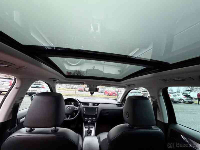 Škoda Octavia 2,0   A3 DSG - foto 8