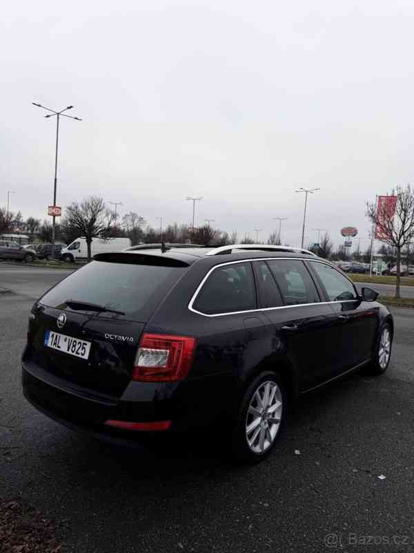 Škoda Octavia 2,0   A3 DSG - foto 6