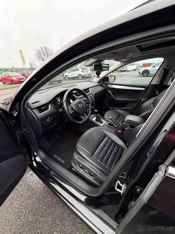 Škoda Octavia 2,0   A3 DSG - foto 10