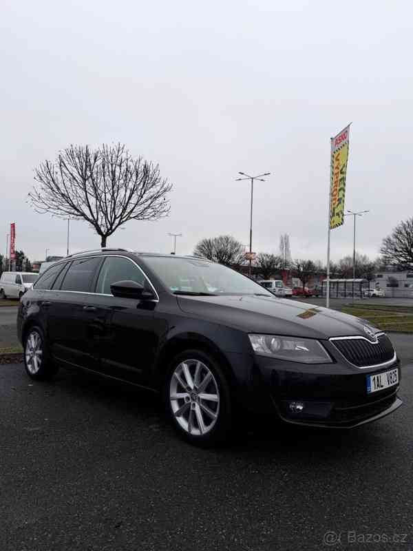 Škoda Octavia 2,0   A3 DSG - foto 1
