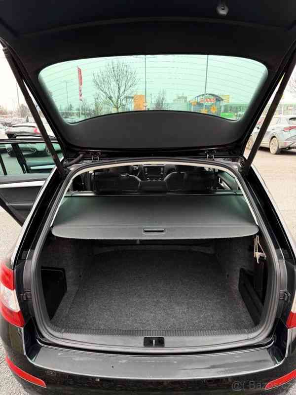 Škoda Octavia 2,0   A3 DSG - foto 11