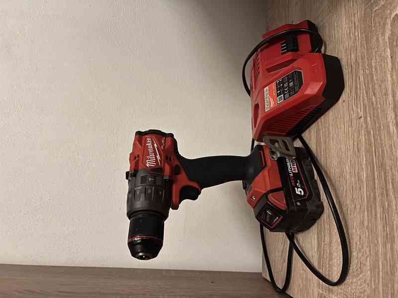 Milwaukee M18 FPD3 aku vrtačka, akumulátor a rychlonabíječka - foto 3