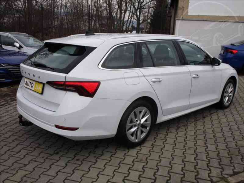 koda Octavia 2,0 TDI DSG Style,1.MAJITEL ČR-DPH - foto 16