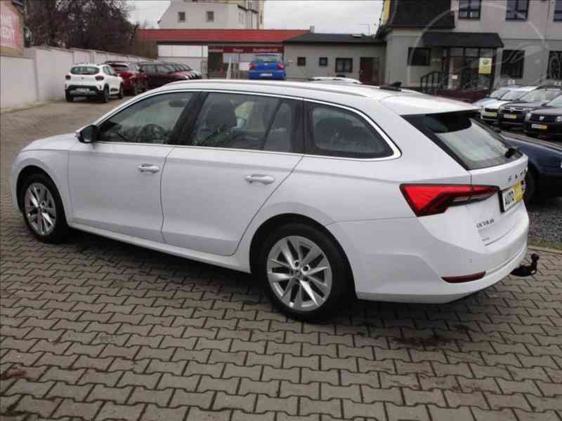 koda Octavia 2,0 TDI DSG Style,1.MAJITEL ČR-DPH - foto 17