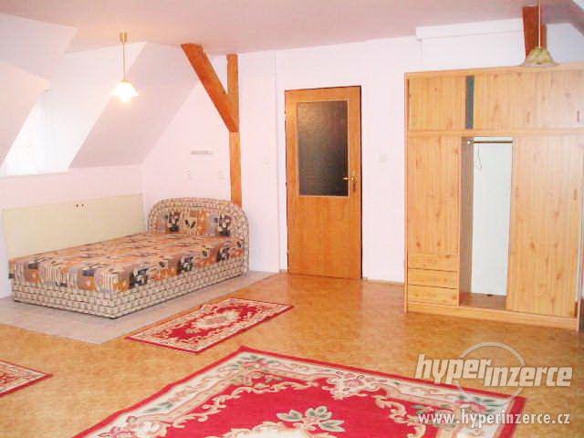 Pěkný RD 4+kk/T, 180 m2, Praha 10 – Petrovice - foto 5