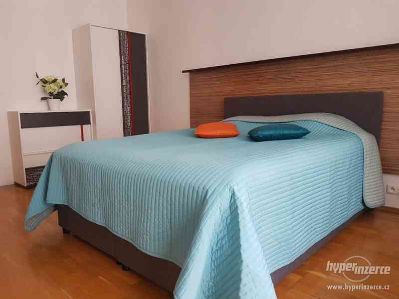 Pronájem bytu 2+kk bez realitky. Rezidence Andel City. - foto 2