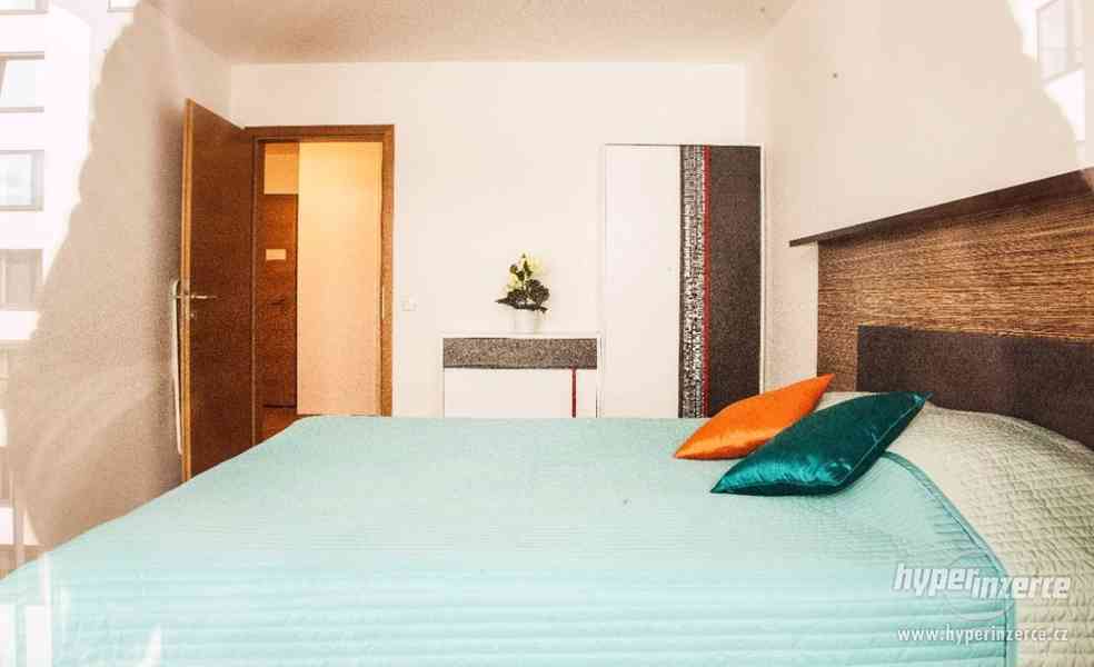 Pronájem bytu 2+kk bez realitky. Rezidence Andel City. - foto 8