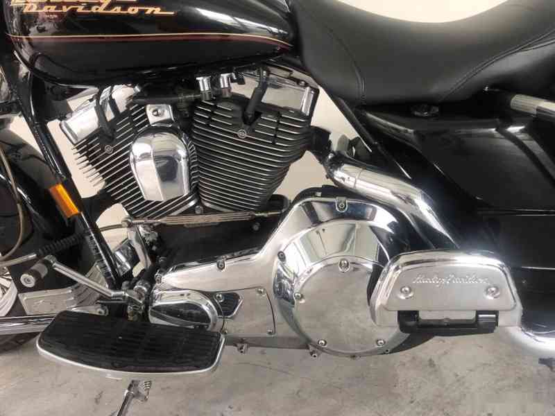 Harley-Davidson Road King - foto 16