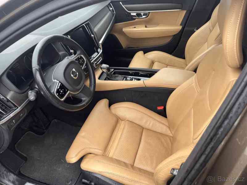 Volvo V90 Cross Country D5 AWD 173kW/235Hp 2018   - foto 10