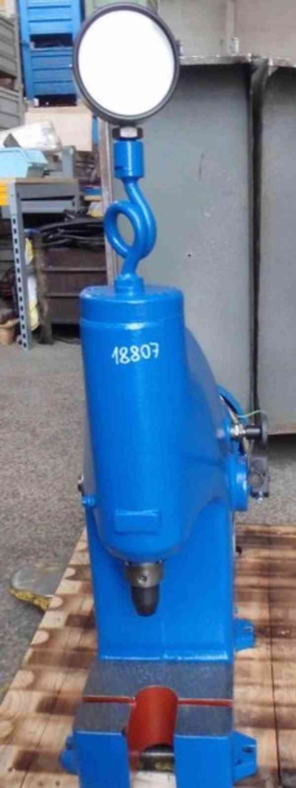 Lis hydraulický BLELL - CDC (11944.) *20 000 Kč - foto 4