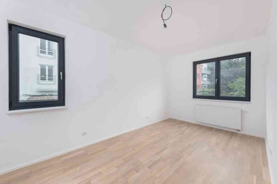 Prodej bytu 3+kk, 203,3 m2 terasa, zahrádka, 1.NP,  PRAHA 2 - foto 10