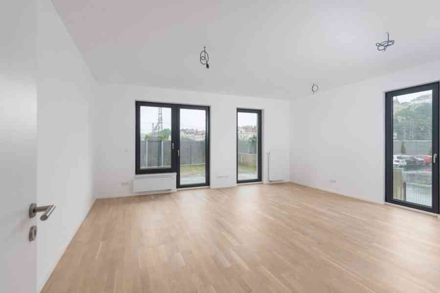 Prodej bytu 3+kk, 203,3 m2 terasa, zahrádka, 1.NP,  PRAHA 2 - foto 8