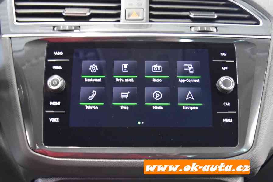 Volkswagen Tiguan 1.5 TSi ELEGANCE DSG 110 kW 2021-DPH  - foto 16