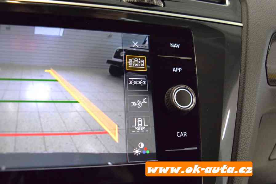 Volkswagen Tiguan 1.5 TSi ELEGANCE DSG 110 kW 2021-DPH  - foto 19