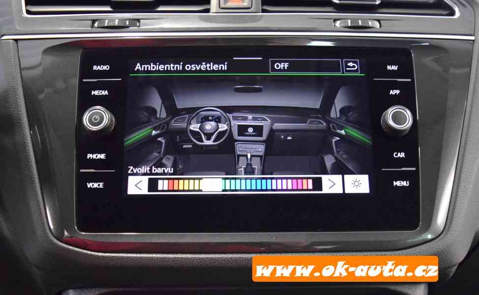 Volkswagen Tiguan 1.5 TSi ELEGANCE DSG 110 kW 2021-DPH  - foto 17