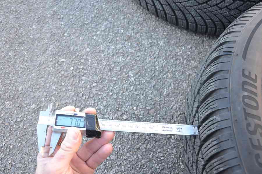 NOVÁ zimní ALU sada Š.Kamiq/Scala+195/60R16 Bridgestone - foto 12