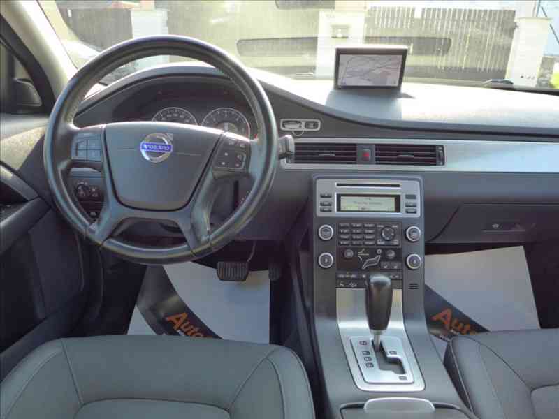 Volvo XC70 2,4 D 4X4, PLNÝ SERVIS, TOP - foto 7