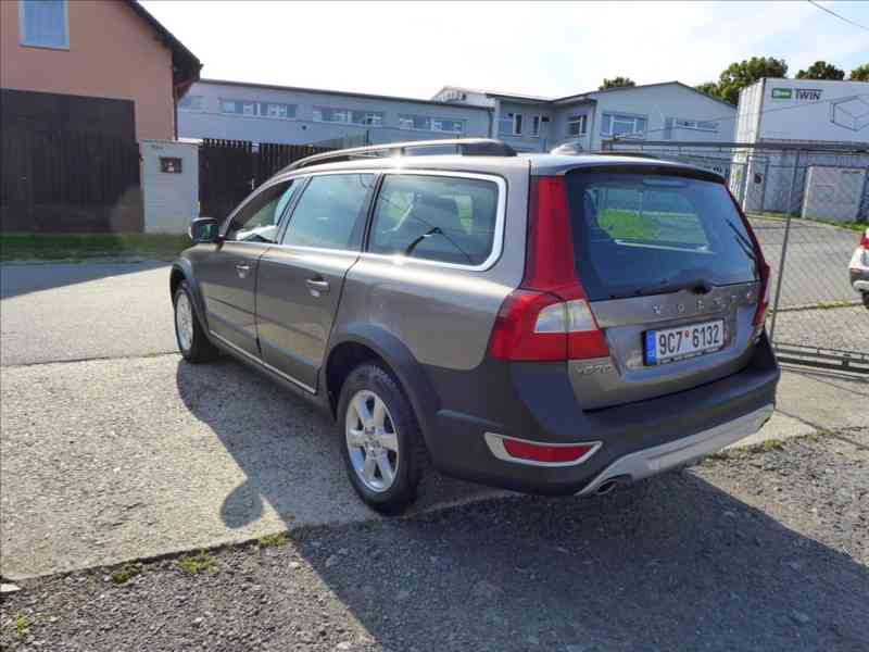 Volvo XC70 2,4 D 4X4, PLNÝ SERVIS, TOP - foto 4