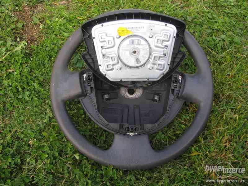 Airbag řidiče - renault 2008 - foto 2