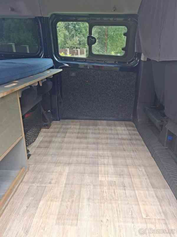 Ford Tourneo Custom 2,0   r. v. 2015, L2H2 - foto 11