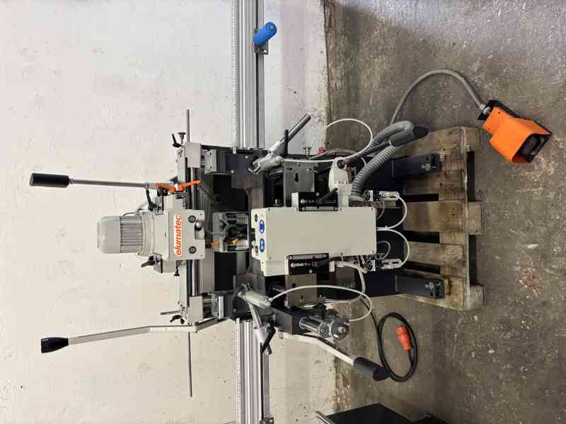 Třívřetenová kopírovací fréza elumatec KF 178/00 - foto 1