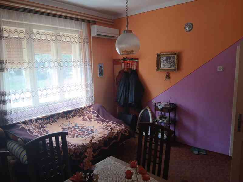 🏡 Dva domy v klidné části obce na severu Srbska - foto 7