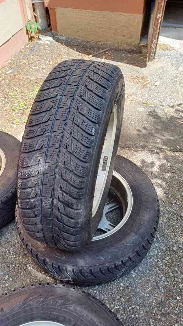 Sada zimních kol 215/70 R16+disky - foto 2