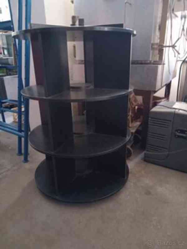 otočný regál na šanony - foto 2