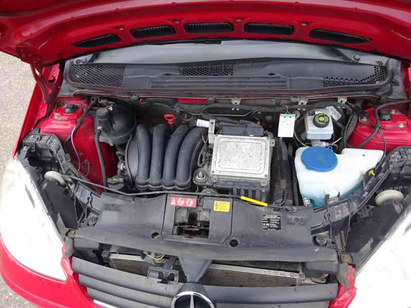 Mercedes Benz A 150 r.v.2008 1.Majitel ČR (70 kw) - foto 14