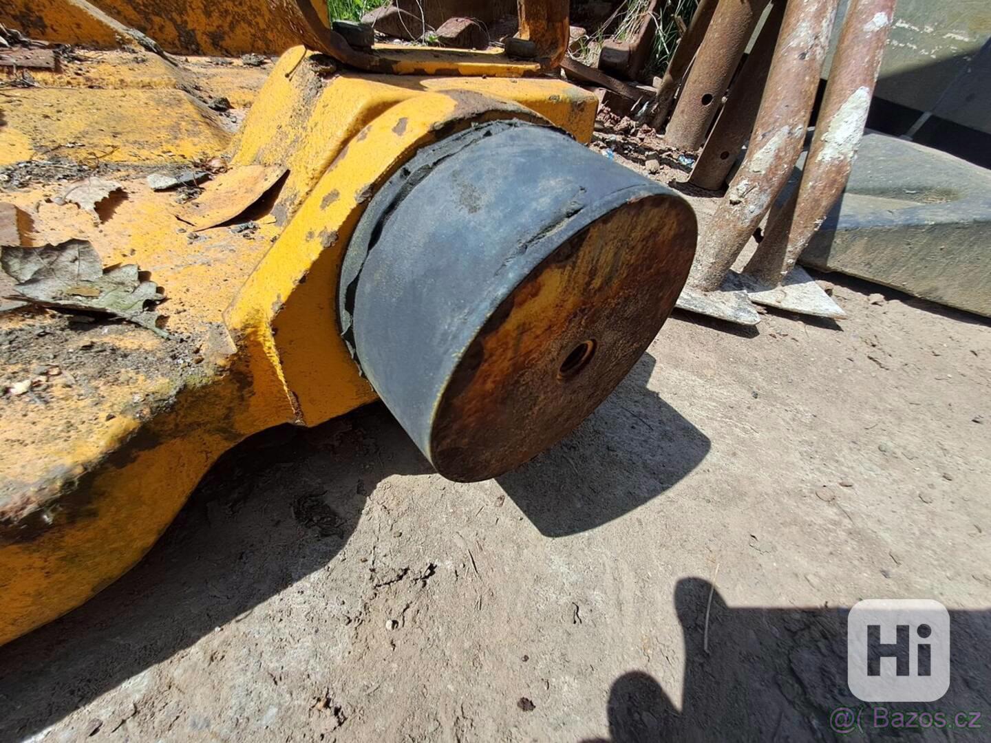 VALEC STAVOSTROJ VWW 3400  - foto 1
