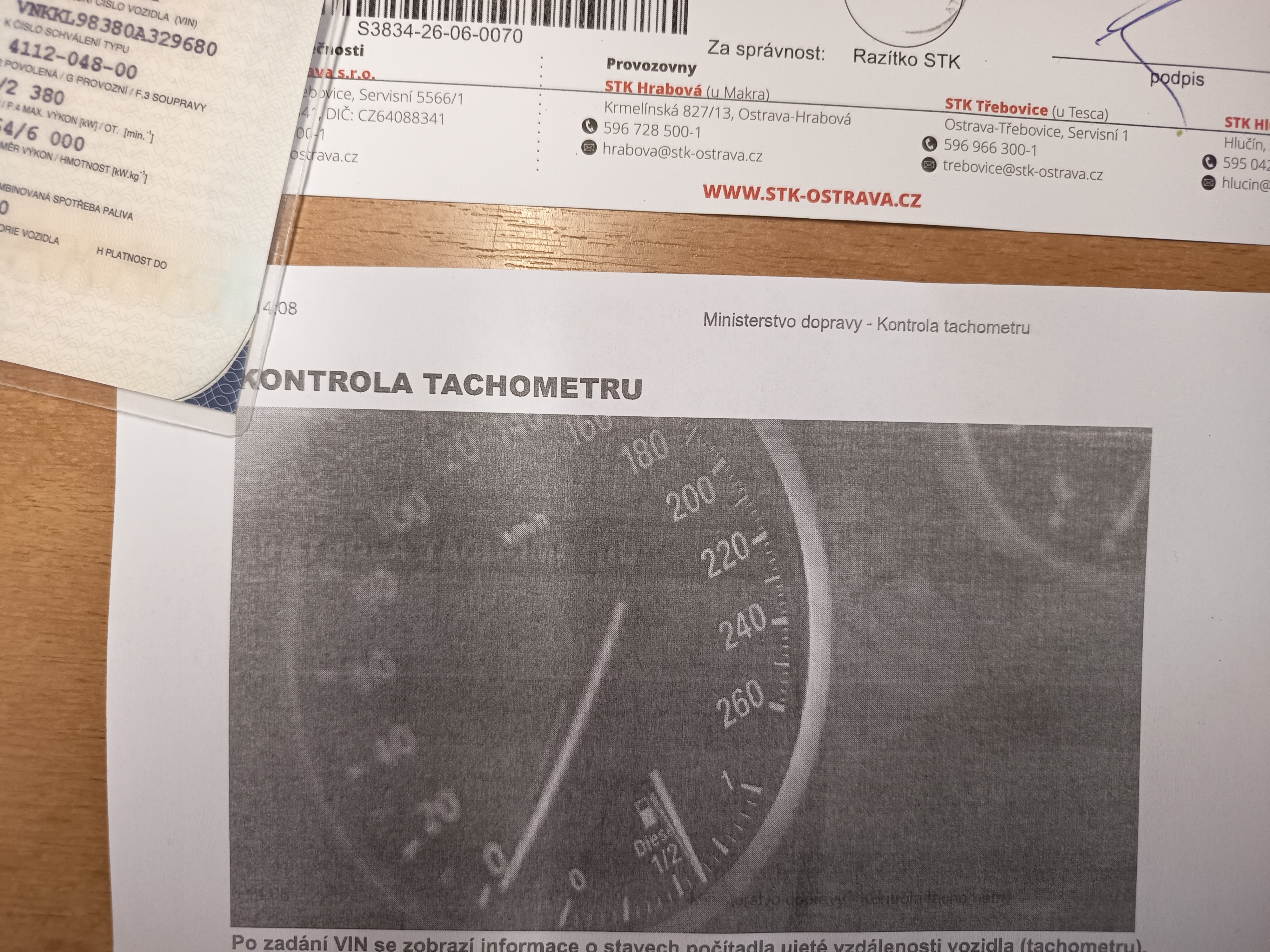 Toyota Yaris 1,3VVT-i Comfort ČR  - foto 24