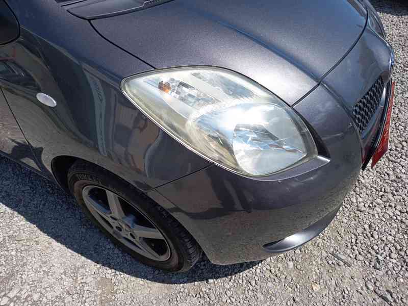 Toyota Yaris 1,3VVT-i Comfort ČR  - foto 5